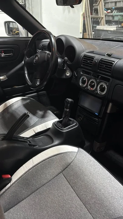 2000 Toyota MR2 Spyder/MR-S - Image 6 of 7