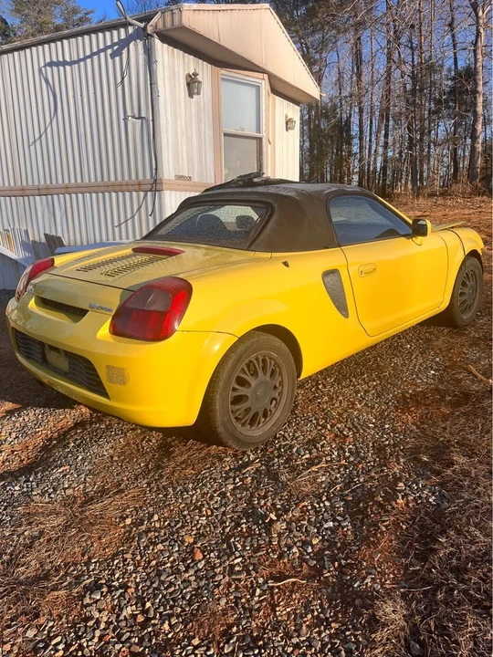 2000 Toyota MR2 Spyder/MR-S - Image 3 of 6