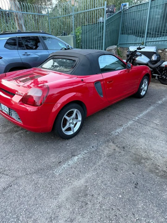 2000 Toyota MR2 Spyder/MR-S - Image 4 of 7