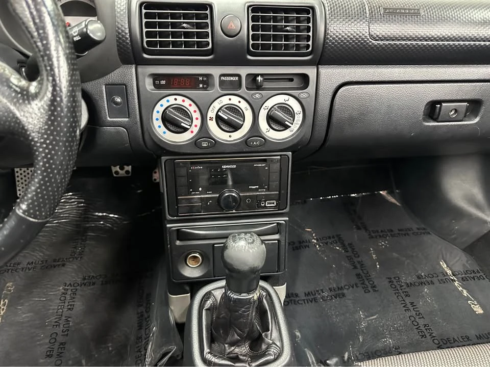 2000 Toyota MR2 Spyder/MR-S - Image 11 of 12