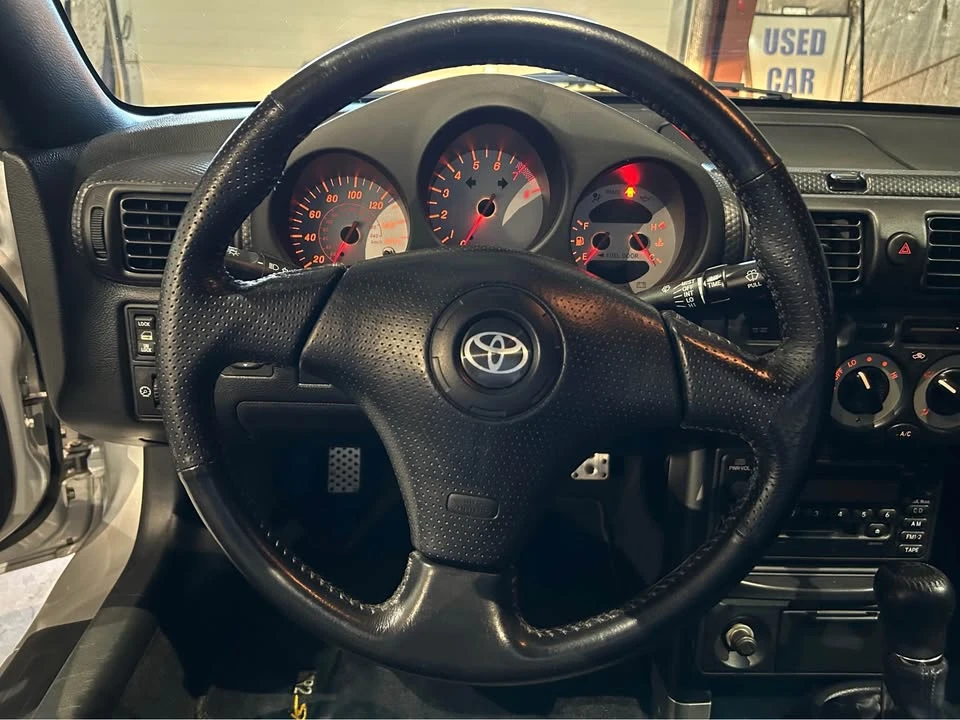 2000 Toyota MR2 Spyder/MR-S - Image 14 of 15