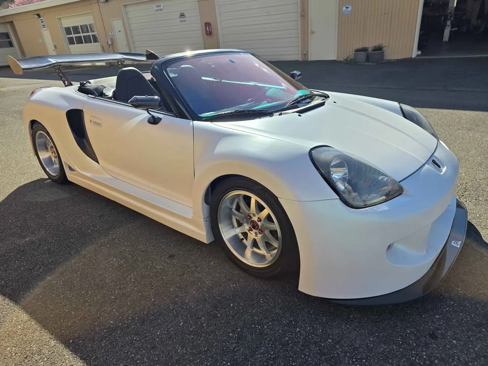 2000 Toyota MR2 Spyder/MR-S - Image 7 of 11