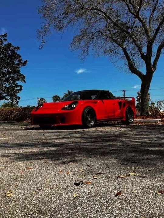 2000 Toyota MR2 Spyder/MR-S - Image 2 of 5