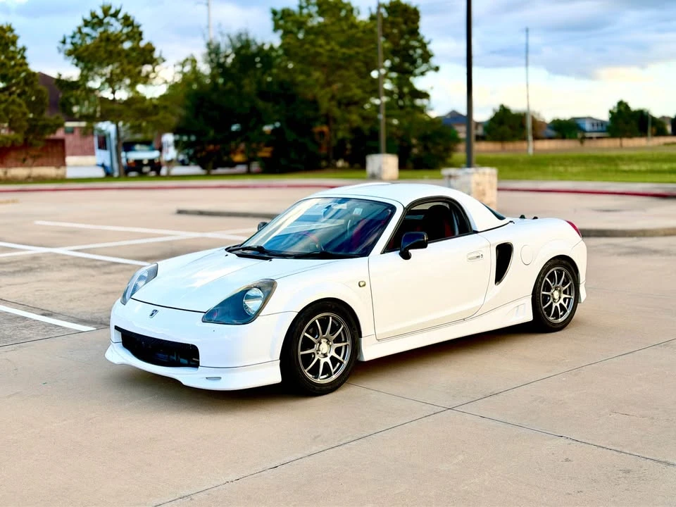 2000 Toyota MR2 Spyder/MR-S - Image 13 of 21