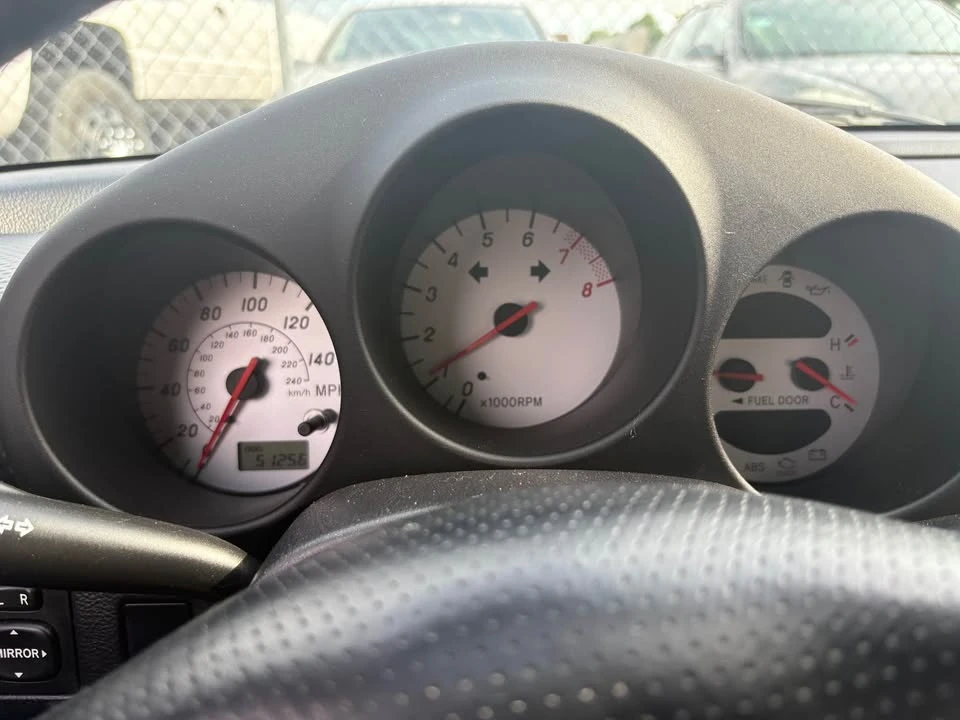 2000 Toyota MR2 Spyder/MR-S - Image 6 of 14