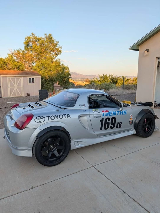 2000 Toyota MR2 Spyder/MR-S - Image 4 of 16
