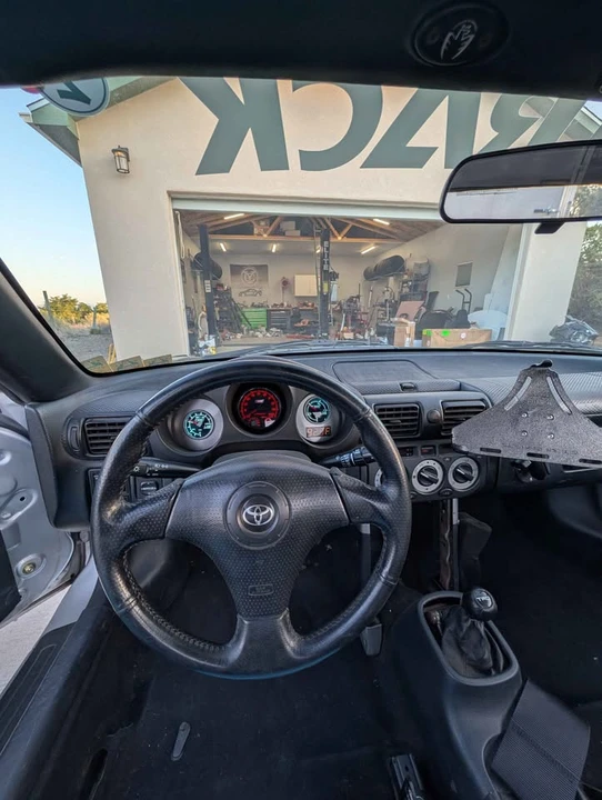 2000 Toyota MR2 Spyder/MR-S - Image 7 of 16