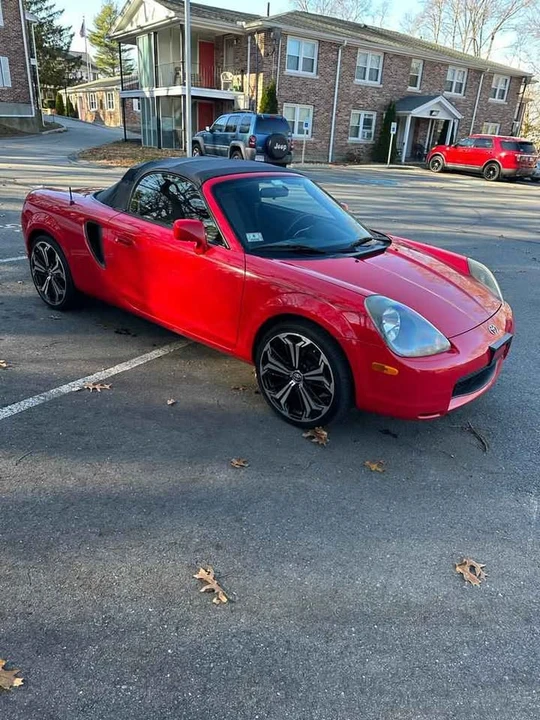 2000 Toyota MR2 Spyder/MR-S - Image 2 of 5