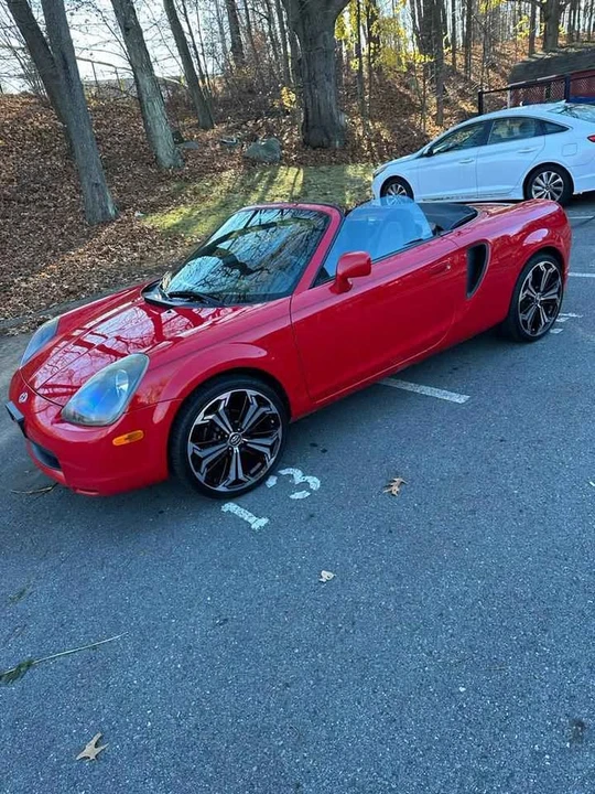 2000 Toyota MR2 Spyder/MR-S - Image 5 of 5