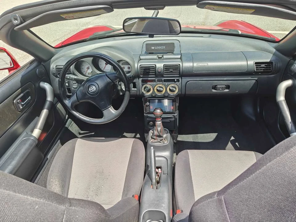 2000 Toyota MR2 Spyder/MR-S - Image 4 of 13