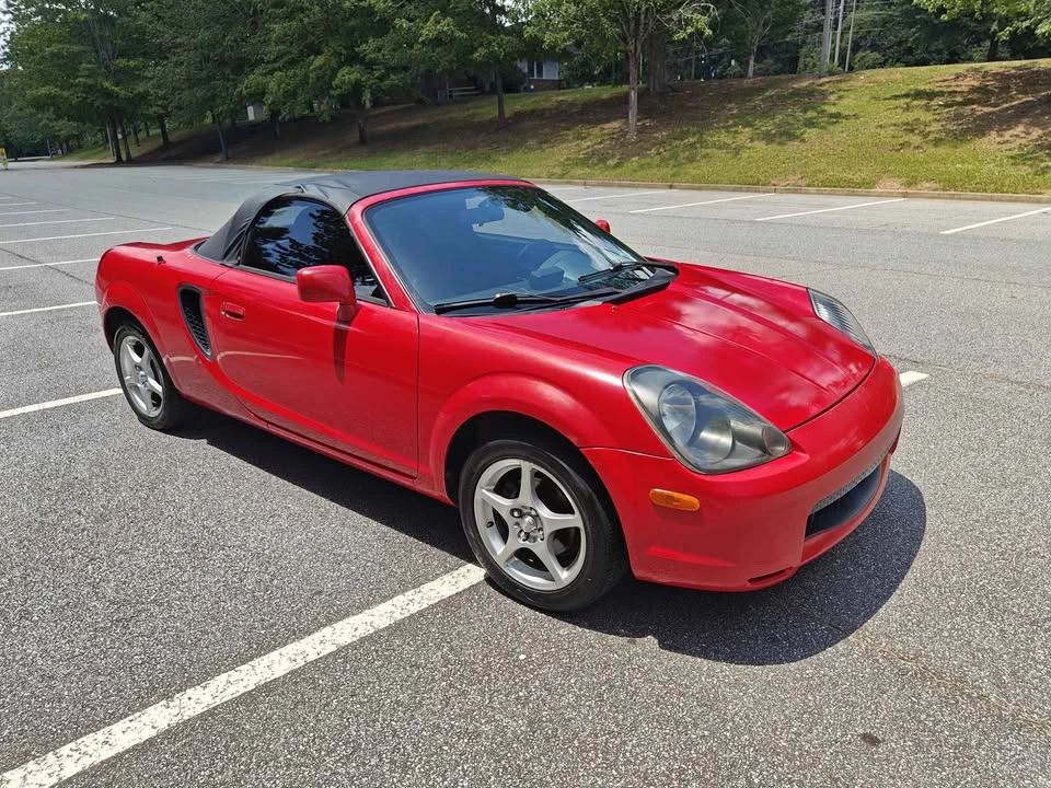 2000 Toyota MR2 Spyder/MR-S - Image 9 of 13