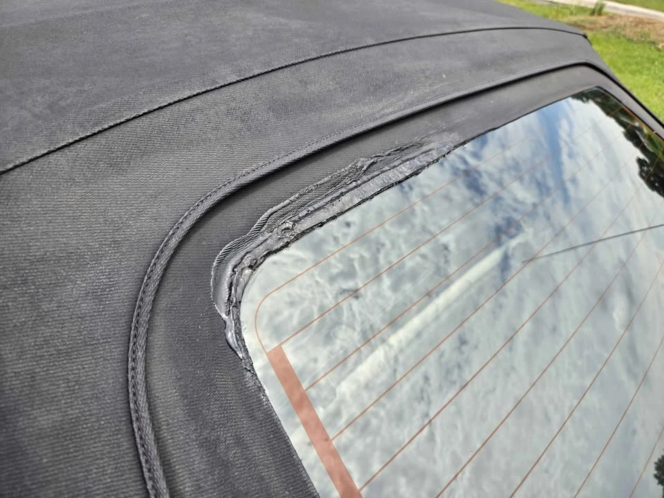 2000 Toyota MR2 Spyder/MR-S - Image 13 of 16