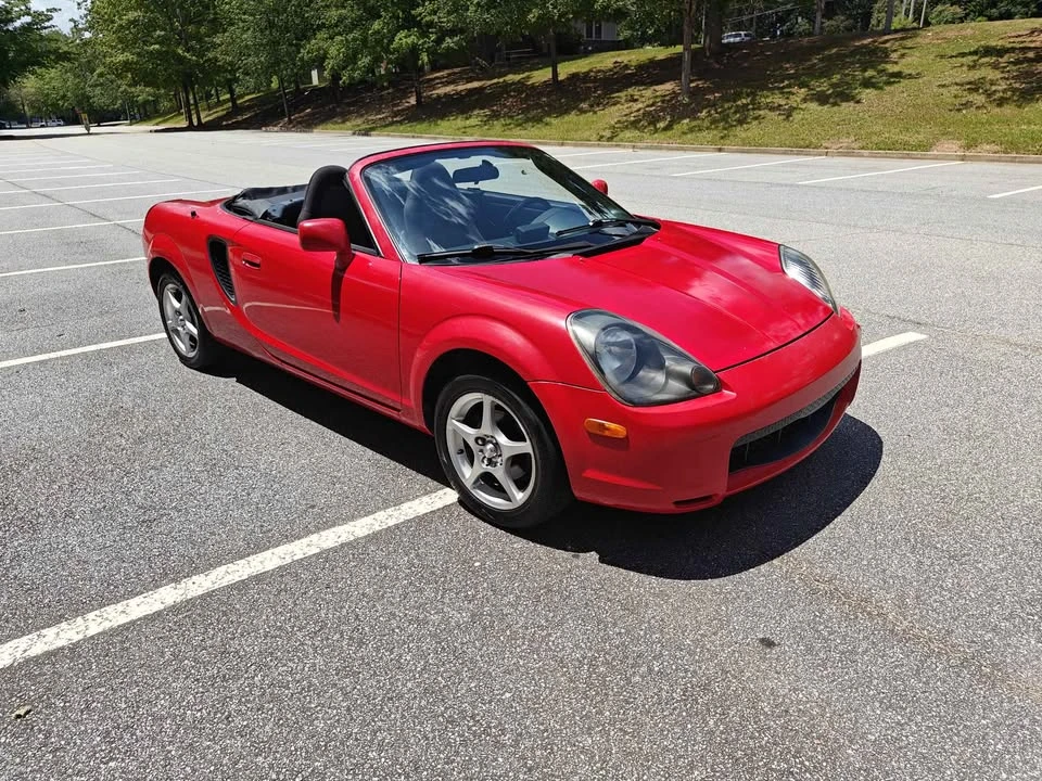 2000 Toyota MR2 Spyder/MR-S - Image 2 of 13