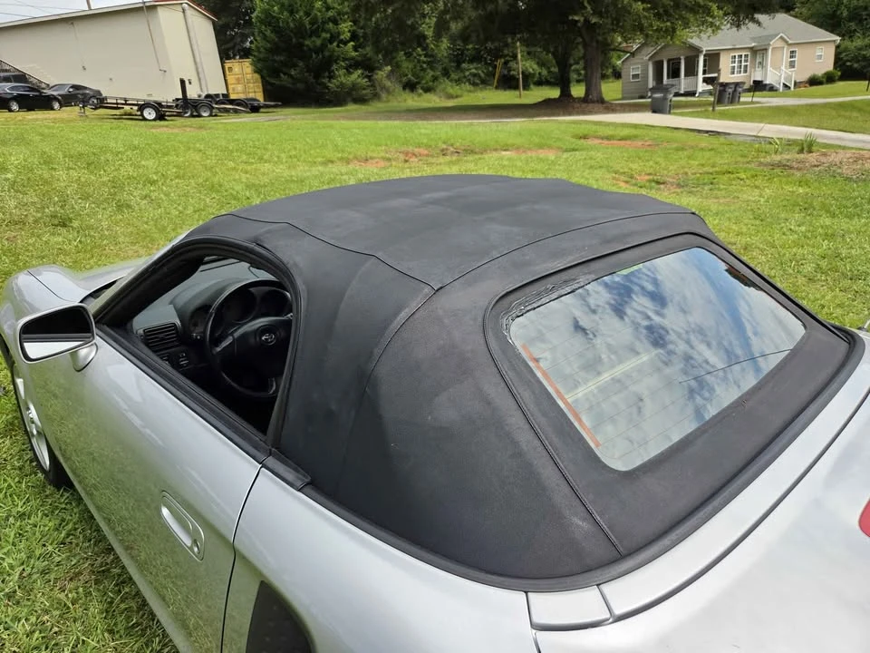 2000 Toyota MR2 Spyder/MR-S - Image 12 of 16