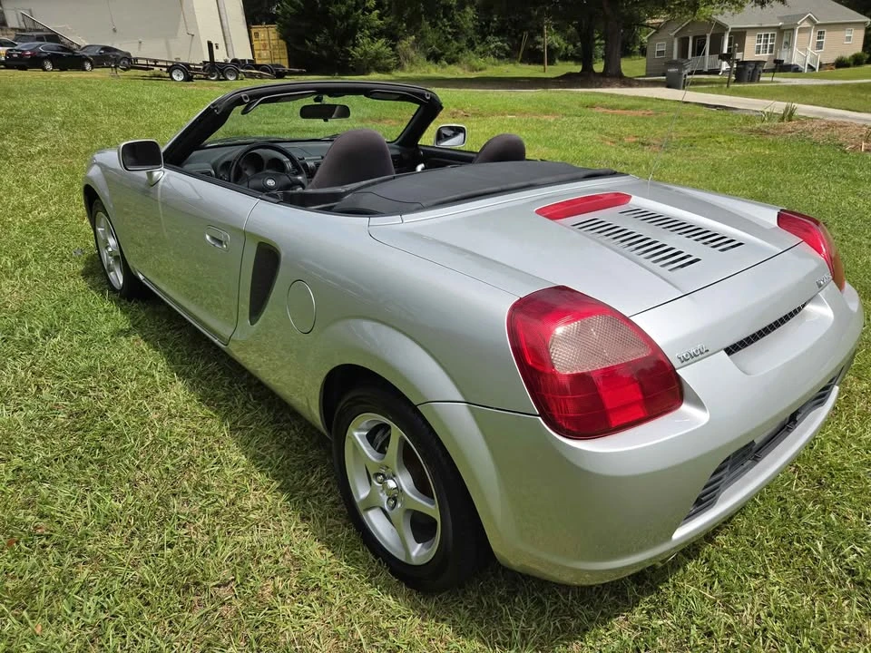 2000 Toyota MR2 Spyder/MR-S - Image 5 of 16