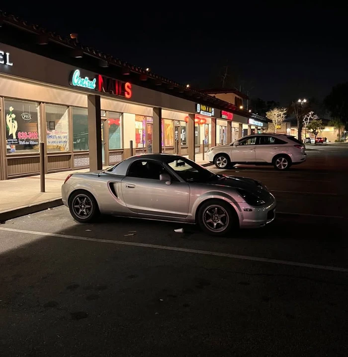 2000 Toyota MR2 Spyder/MR-S - Image 4 of 4
