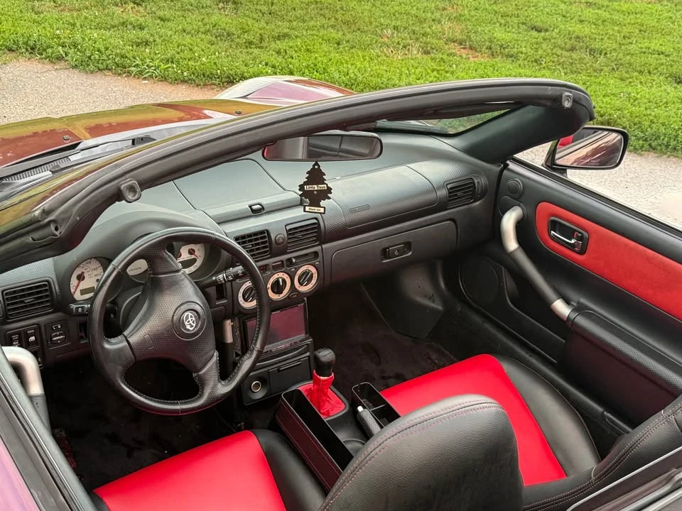 2000 Toyota MR2 Spyder/MR-S - Image 5 of 7