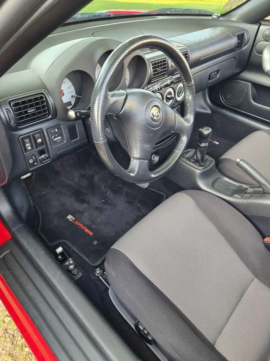 2000 Toyota MR2 Spyder/MR-S - Image 2 of 15