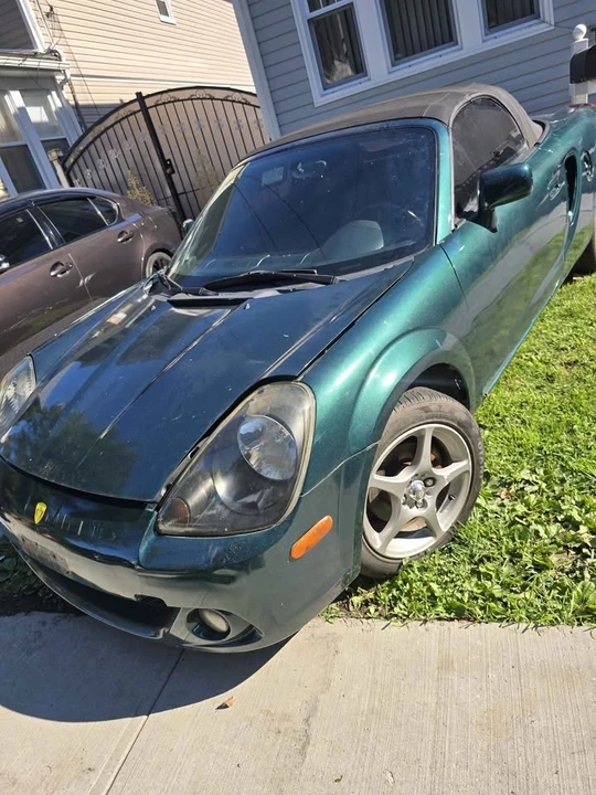 2000 Toyota MR2 Spyder/MR-S - Image 6 of 7