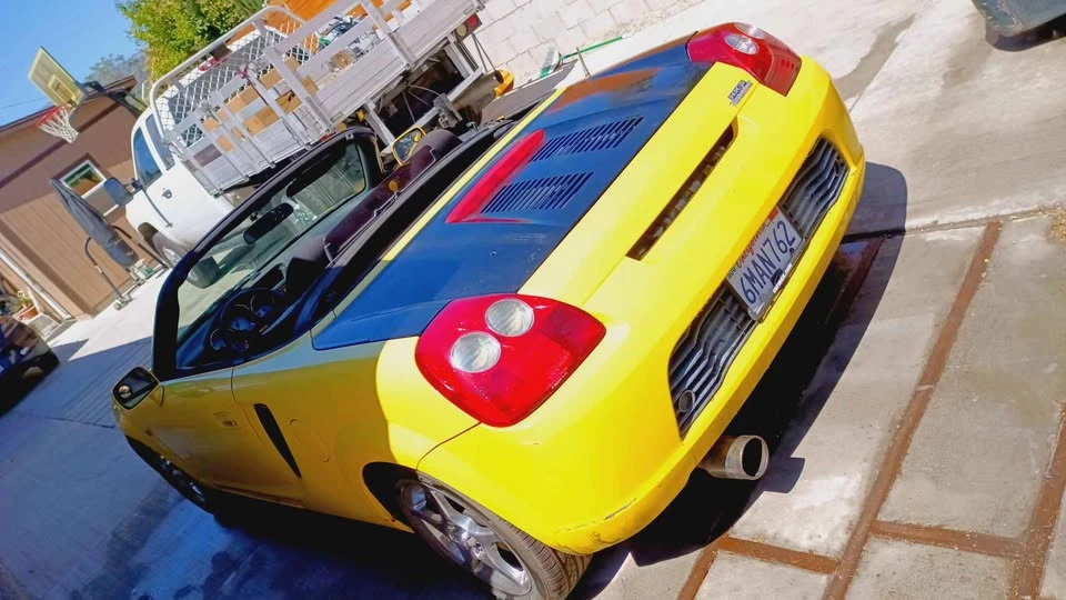2000 Toyota MR2 Spyder/MR-S - Image 4 of 16
