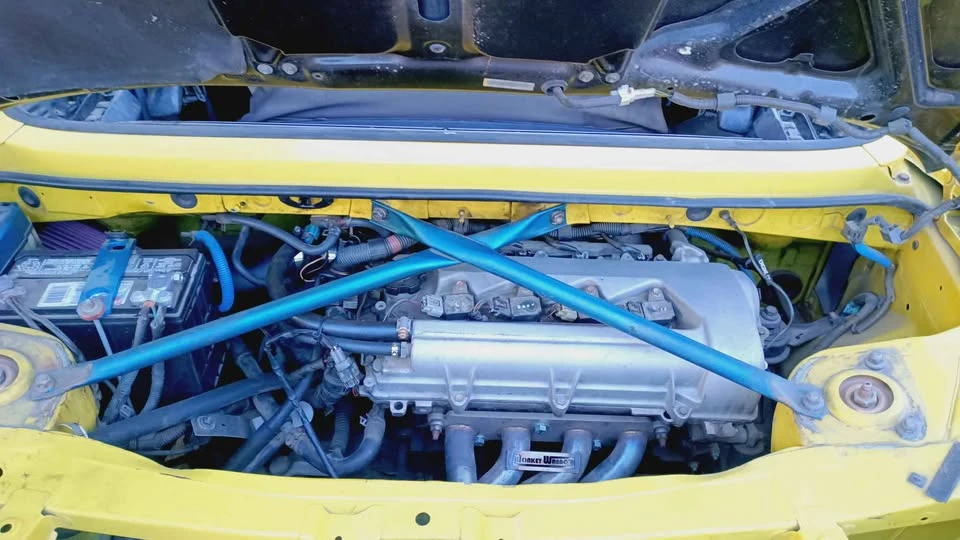 2000 Toyota MR2 Spyder/MR-S - Image 6 of 16