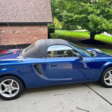 2000 Toyota MR2 Spyder Convertible