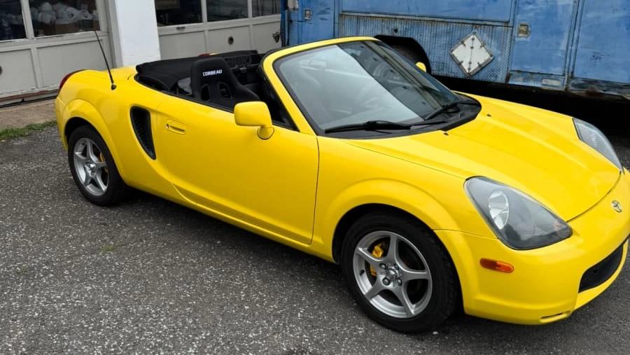 2000 Toyota MR2 Spyder/MR-S - Image 6 of 12