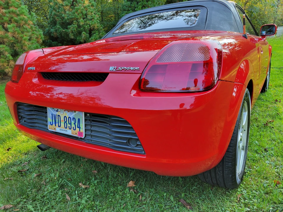 2000 Toyota MR2 Spyder/MR-S - Image 24 of 31