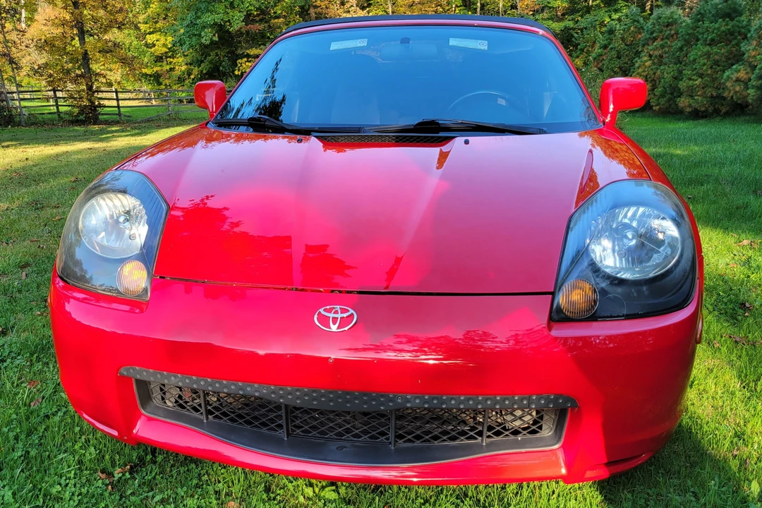 2000 Toyota MR2 Spyder/MR-S - Image 2 of 31