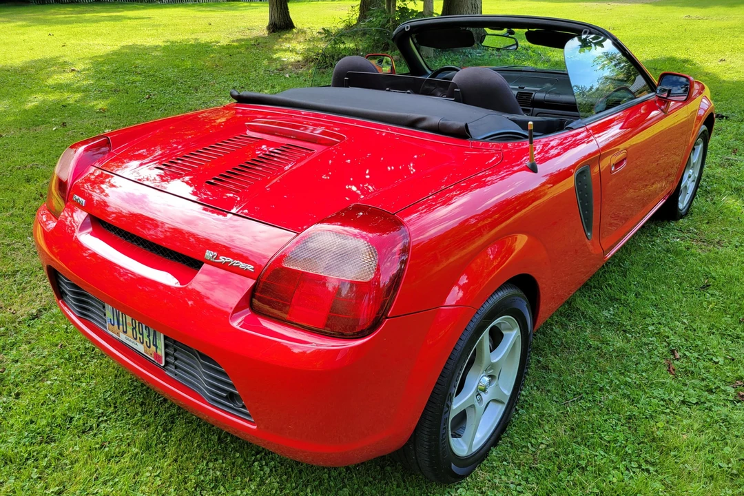 2000 Toyota MR2 Spyder/MR-S - Image 4 of 31