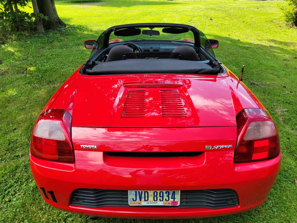 2000 Toyota MR2 Spyder/MR-S - Image 13 of 31