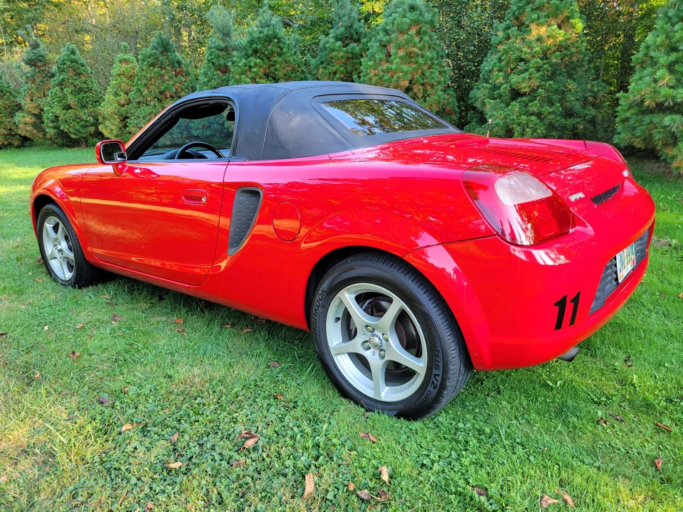 2000 Toyota MR2 Spyder/MR-S - Image 20 of 31