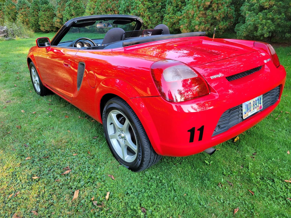 2000 Toyota MR2 Spyder/MR-S - Image 12 of 31