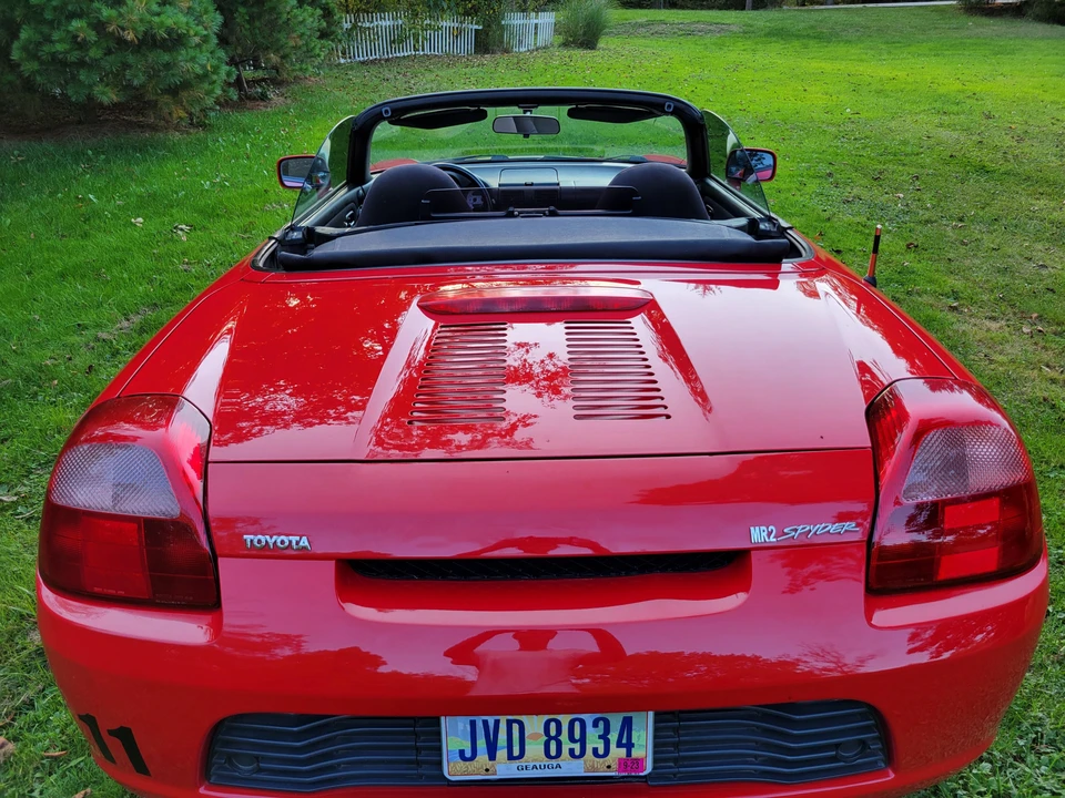 2000 Toyota MR2 Spyder/MR-S - Image 14 of 31