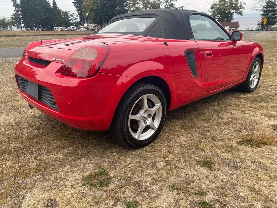 2000 Toyota MR2 Spyder/MR-S - Image 17 of 31