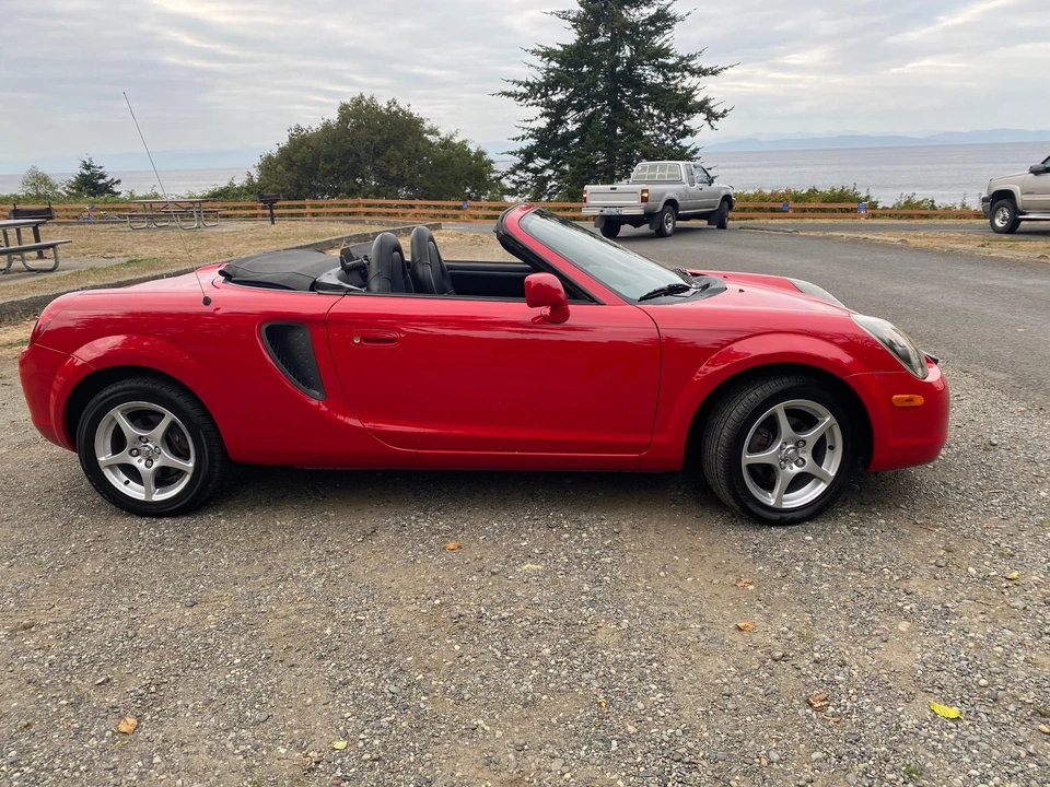 2000 Toyota MR2 Spyder/MR-S - Image 10 of 31