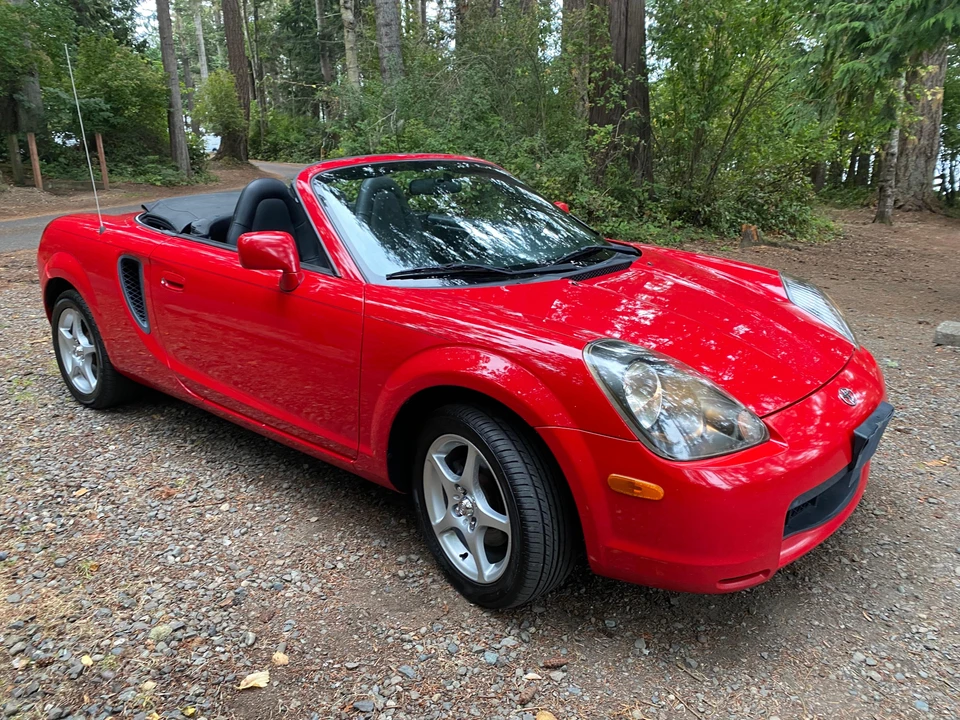 2000 Toyota MR2 Spyder/MR-S - Image 11 of 31