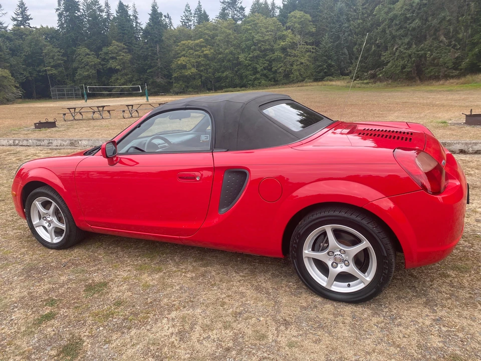 2000 Toyota MR2 Spyder/MR-S - Image 14 of 31
