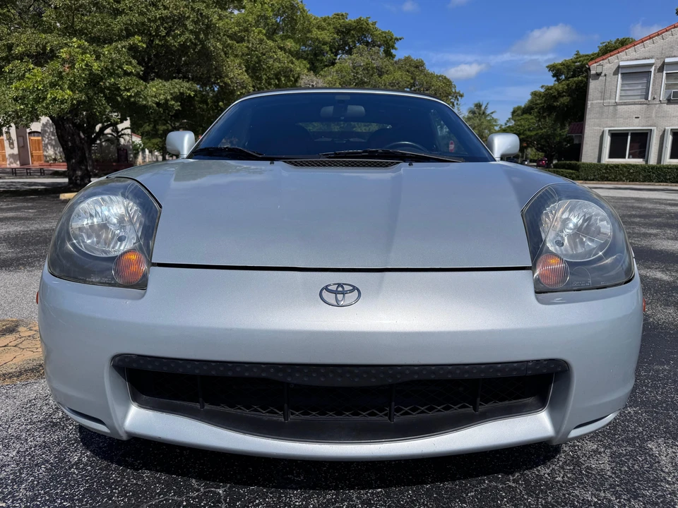 2000 Toyota MR2 Spyder/MR-S - Image 10 of 31