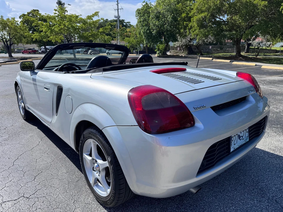 2000 Toyota MR2 Spyder/MR-S - Image 7 of 31