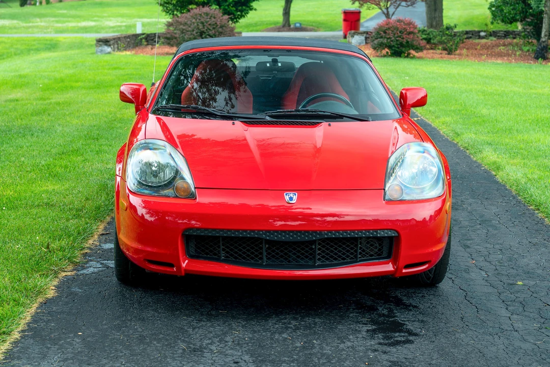 2000 Toyota MR2 Spyder/MR-S - Image 2 of 31