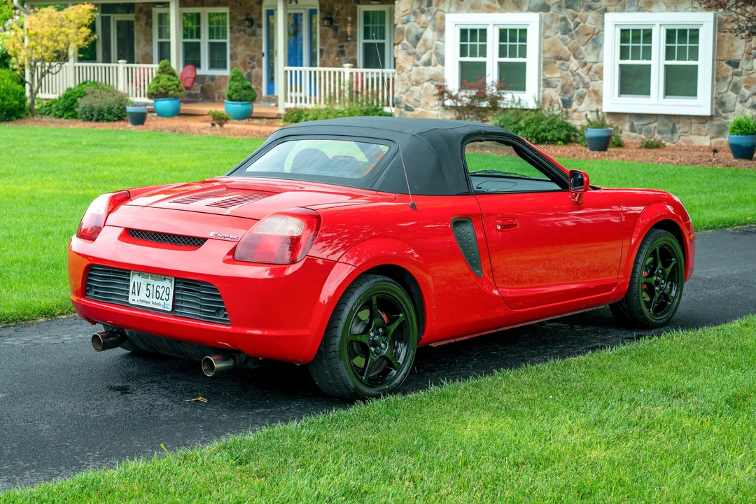 2000 Toyota MR2 Spyder/MR-S - Image 14 of 31