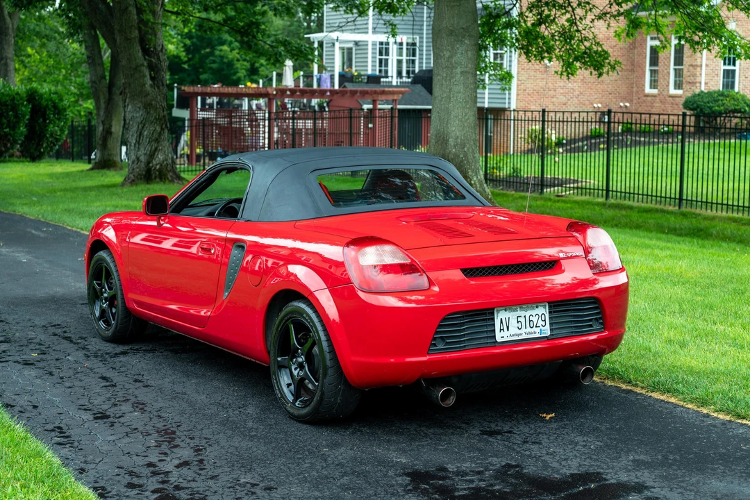2000 Toyota MR2 Spyder/MR-S - Image 4 of 31