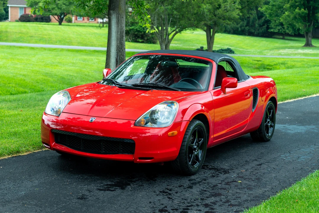 2000 Toyota MR2 Spyder/MR-S - Image 11 of 31