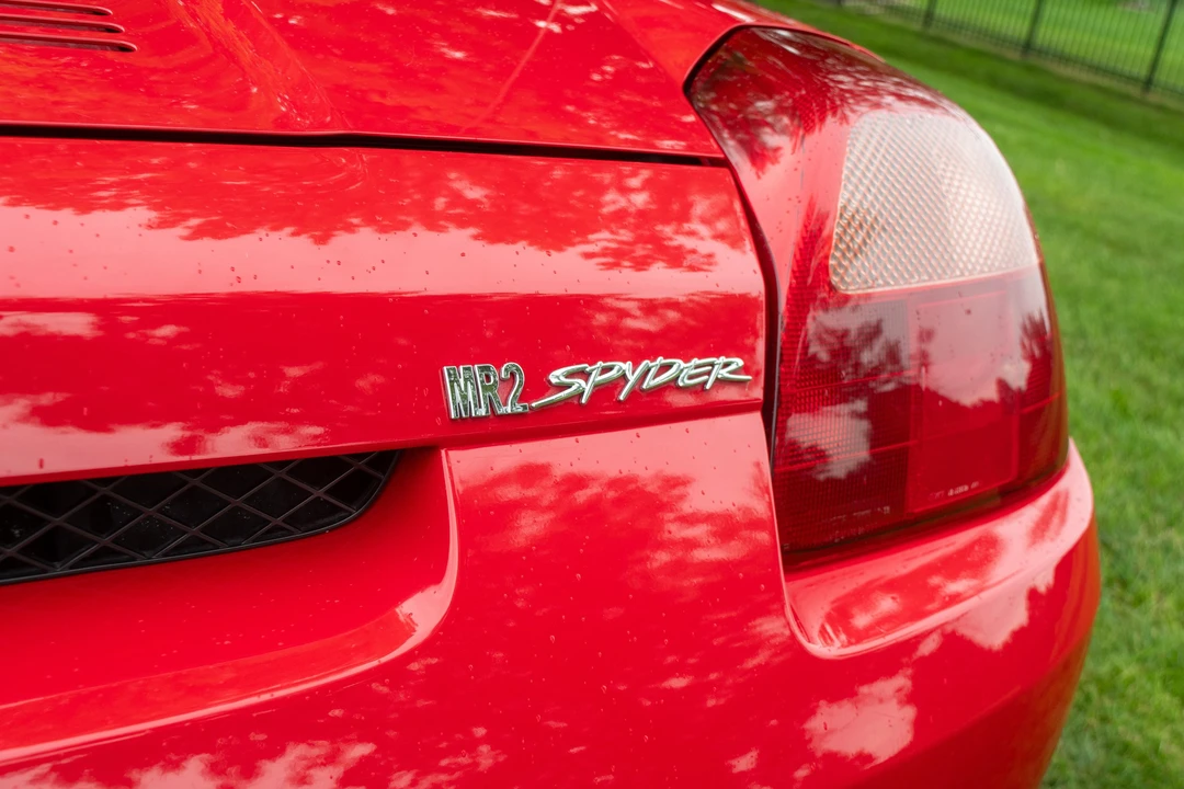 2000 Toyota MR2 Spyder/MR-S - Image 27 of 31
