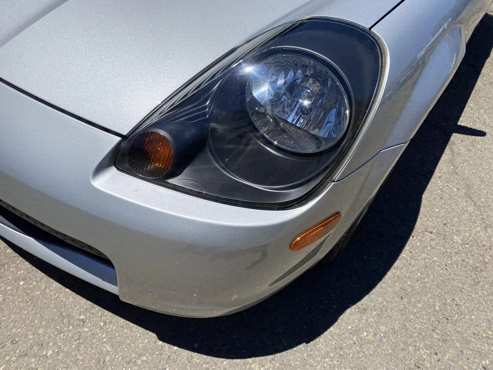 2000 Toyota MR2 Spyder/MR-S - Image 21 of 31
