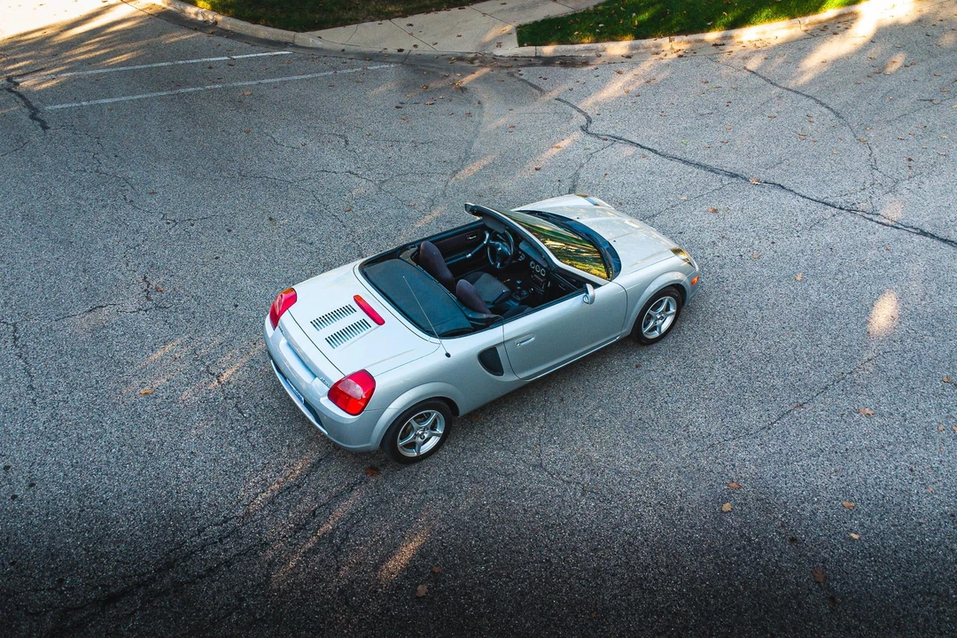 2000 Toyota MR2 Spyder/MR-S - Image 31 of 31