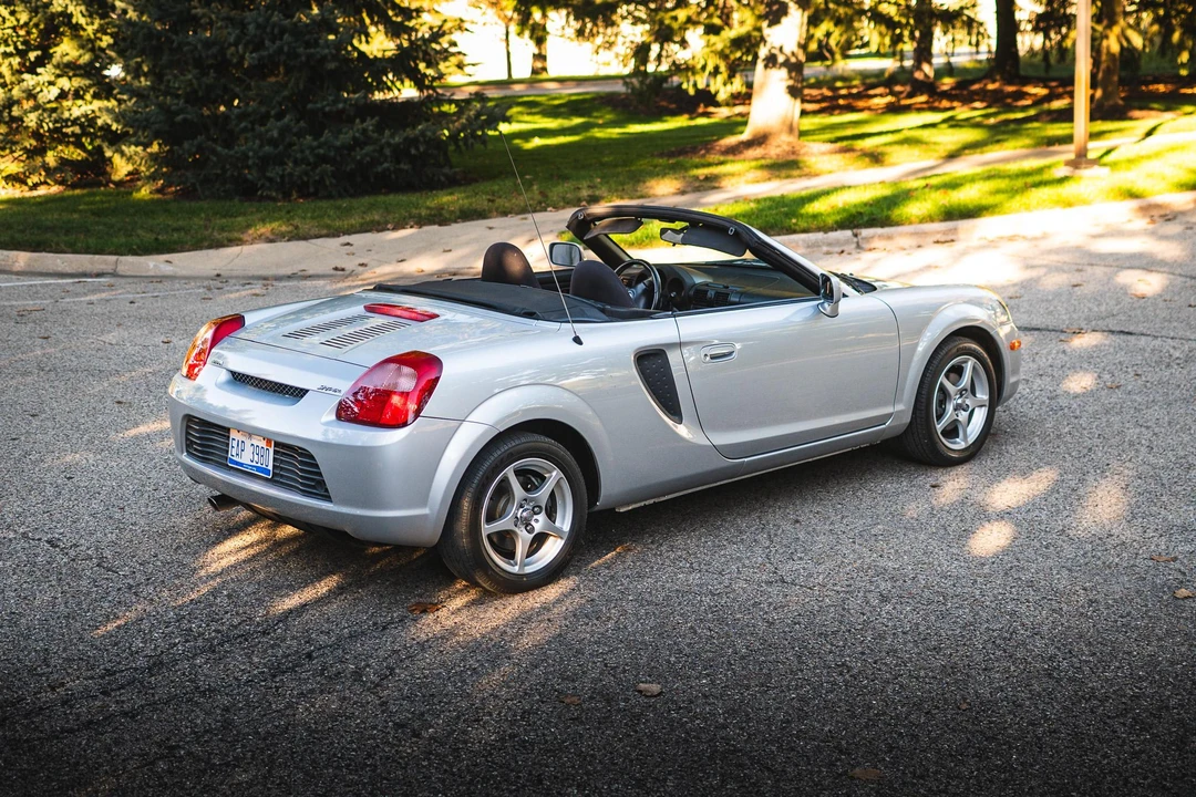 2000 Toyota MR2 Spyder/MR-S - Image 20 of 31