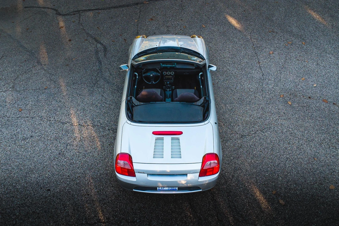 2000 Toyota MR2 Spyder/MR-S - Image 30 of 31