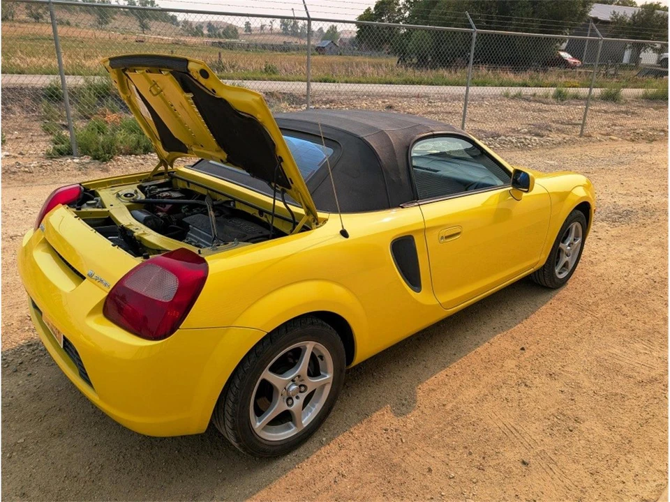 2000 Toyota MR2 Spyder/MR-S - Image 4 of 12